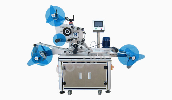 �����z��Ĥ�N�˙C